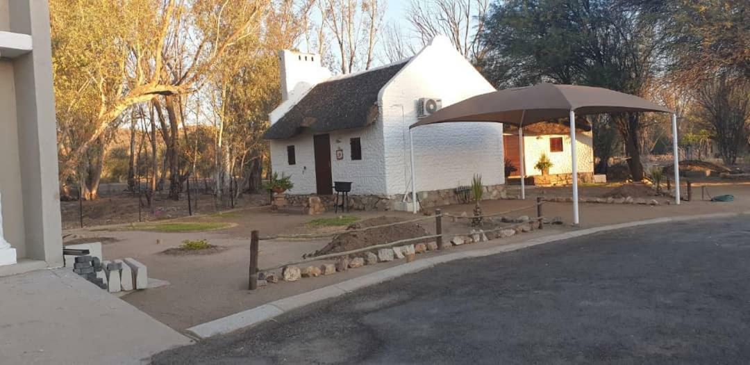 Apartamento Nooitgedacht Self Catering Cc Okahandja Exterior foto